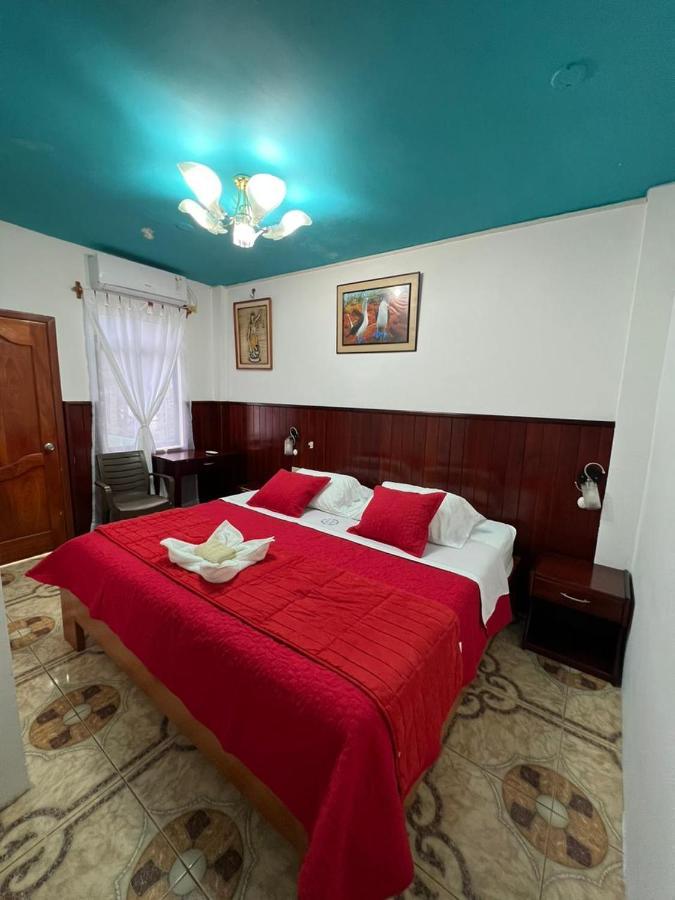 Hostal Brisas Del Mar Puerto Villamil Ngoại thất bức ảnh